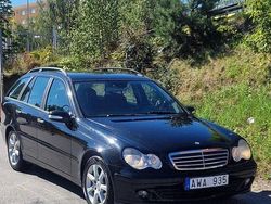 Svart Begagnad 2006 Mercedes C180 Classic Kombi | 23 000 kr (Bra pris)