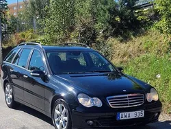Svart Begagnad 2006 Mercedes C180 Classic Kombi | 23 000 kr (Marknadspris)