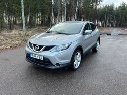 Silver Begagnad 2017 Nissan Qashqai SUV | 149 900 kr (Marknadspris)
