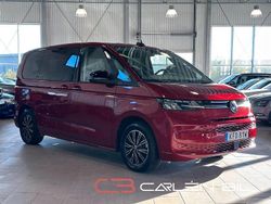 Röd Begagnad 2022 VW Multivan Life Van | 459 900 kr (Bra pris)