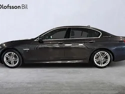 Grå Begagnad 2015 BMW ActiveHybrid 5 M Sport Sedan | 195 000 kr