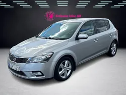 Silver Begagnad 2011 Kia Ceed Halvkombi | 54 900 kr (Marknadspris)