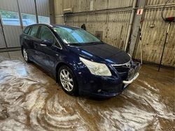 Blå Begagnad 2009 Toyota Avensis Kombi | 37 000 kr (Bra pris)