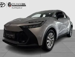 Silver Ny 2025 Toyota C-HR Active SUV | 317 500 kr (Superpris)