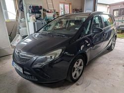 Begagnad 2014 Opel Zafira Tourer Minibuss | 61 900 kr (Marknadspris)