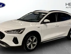 Vit (white) Begagnad 2024 Ford Focus Active Halvkombi | 219 900 kr (Lite dyr)
