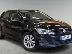 Svart Begagnad 2015 VW Golf VII Halvkombi | 104 900 kr (Marknadspris)