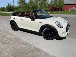 Vit Begagnad 2018 Mini Cooper S Cabriolet Cab | 229 000 kr (Superpris)