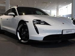 Vit Begagnad 2022 Porsche Taycan 4S Sedan | 755 000 kr (Bra pris)
