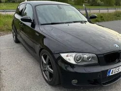 Svart Begagnad 2009 BMW 118 Advantage Halvkombi | 51 000 kr (Marknadspris)