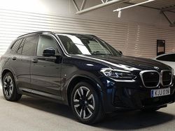 Svart (carbonsvart metallic) Begagnad 2022 BMW iX3 M Sport SUV | 399 000 kr (Marknadspris)