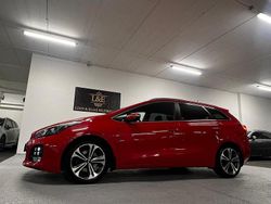Röd Begagnad 2015 Kia Ceed Sportswagon GT-Line Kombi | 109 900 kr (Marknadspris)
