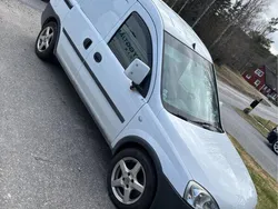 Vit Begagnad 2008 Opel Combo Minibuss | 25 000 kr (Marknadspris)