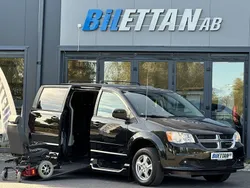 Svart Begagnad 2013 Dodge Grand Caravan Minibuss | 229 900 kr