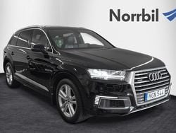 Svart Begagnad 2016 Audi Q7 Advanced SUV | 384 900 kr