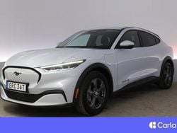 Vit Begagnad 2022 Ford Mustang Mach-E SUV | 362 900 kr (Marknadspris)