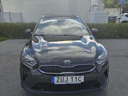 Grå Begagnad 2021 Kia Ceed Sportswagon Kombi | 224 000 kr (Marknadspris)