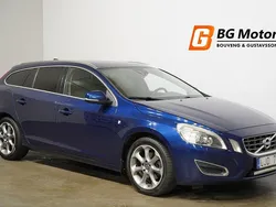 Blå Begagnad 2011 Volvo V60 Ocean Race Kombi | 124 600 kr (Marknadspris)