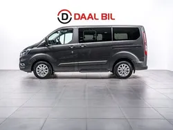Grå Begagnad 2020 Ford Tourneo Custom Minibuss | 419 700 kr