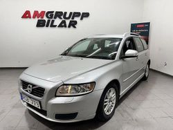 Ljusgrå Begagnad 2012 Volvo V50 Kinetic Kombi | 54 900 kr (Marknadspris)