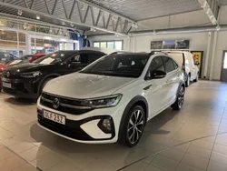 Vit (pure white black) Begagnad 2024 VW Taigo SUV | 294 900 kr (Marknadspris)