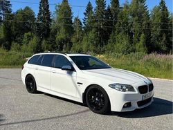Vit Begagnad 2014 BMW 520 M Sport Kombi | 140 000 kr (Marknadspris)
