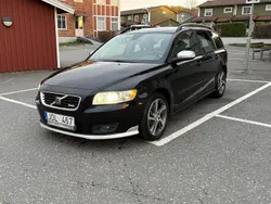 Svart Begagnad 2009 Volvo V50 R-Design Kombi | 90 000 kr (Dyr)