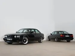 Svart Begagnad 1991 BMW M5 Sedan | 499 000 kr