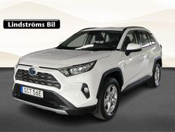 Vit Begagnad 2020 Toyota RAV4 Hybrid Active SUV | 339 000 kr (Lite dyr)