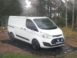 Vit Begagnad 2014 Ford Transit Custom | 69 900 kr (Marknadspris)