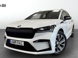 Vit Begagnad 2022 Skoda Enyaq iV SportLine SUV | 359 900 kr (Marknadspris)