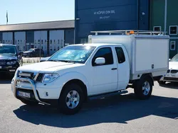 Vit Begagnad 2008 Nissan Navara Pickup | 69 900 kr (Marknadspris)