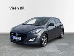 Mörkgrå Begagnad 2015 Hyundai i30 Comfort Halvkombi | 119 000 kr (Marknadspris)