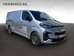 Grå Begagnad 2024 Citroën e-Jumpy Business Class Minibuss | 548 750 kr (Marknadspris)