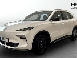 Vit (white) Ny 2025 MG MG5 EV Comfort Kombi | 387 990 kr