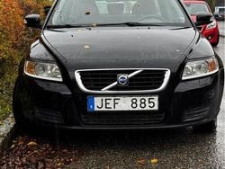 Svart Begagnad 2009 Volvo V50 Kinetic Kombi | 18 000 kr (Superpris)