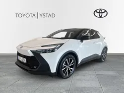 Vit Begagnad 2024 Toyota C-HR Style SUV | 389 000 kr (Marknadspris)