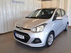 Silver (silvermetallic) Begagnad 2014 Hyundai i10 Comfort Halvkombi | 95 000 kr (Bra pris)