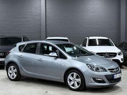 Grå Begagnad 2013 Opel Astra Halvkombi | 99 900 kr (Lite dyr)