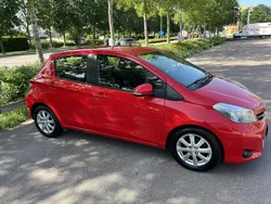 Röd Begagnad 2013 Toyota Yaris Active Halvkombi | 64 000 kr (Marknadspris)
