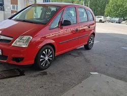 Röd Begagnad 2006 Opel Meriva Minibuss | 25 000 kr