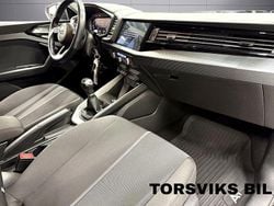 Vit Begagnad 2018 Audi A1 Sportback Halvkombi | 179 900 kr (Marknadspris)