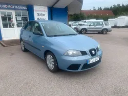 Ljusblå Begagnad 2006 Seat Ibiza Halvkombi | 14 900 kr (Marknadspris)