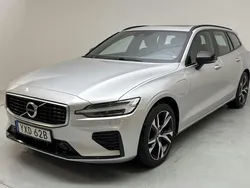Silver Begagnad 2019 Volvo V60 R-Design Kombi | 279 000 kr