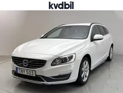 Vit Begagnad 2018 Volvo V60 Momentum Kombi | 168 800 kr (Superpris)