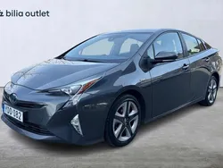 Grå Begagnad 2016 Toyota Prius Halvkombi | 184 900 kr (Marknadspris)