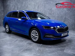Blå Begagnad 2023 Skoda Octavia Style Kombi | 309 800 kr (Marknadspris)