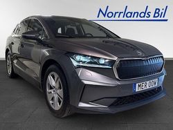Grå (graphite grey metallic) Begagnad 2023 Skoda Enyaq iV SUV | 399 000 kr (Marknadspris)