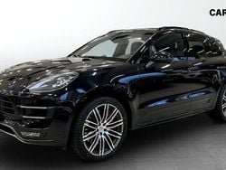 Svart Begagnad 2017 Porsche Macan Turbo Performance Package SUV | 429 900 kr (Dyr)