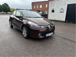 Brun Begagnad 2015 Renault Clio IV Halvkombi | 70 000 kr (Bra pris)